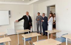 Президент Ильхам Алиев и его супруга приняли участие в открытии Бакинского французского лицея (ФОТО)