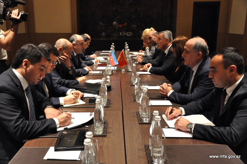 Связи между Азербайджаном и Черногорией будут развиваться по нарастающей - премьер