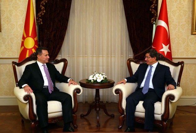 Turkish and Macedonian premiers discuss EU hopes