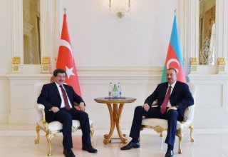 Azerbaijani president holds one on one meeting with Turkish PM