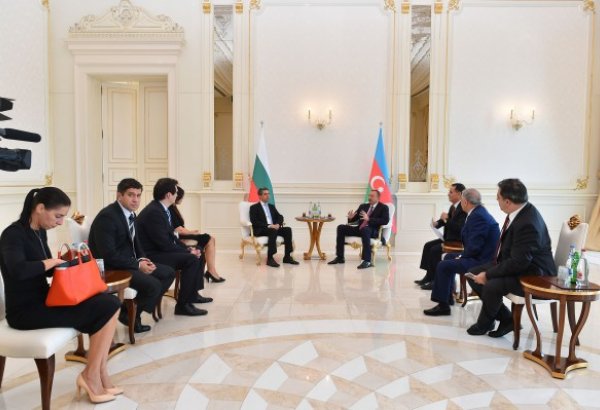 Prezident Rosen Plevneliev: Azərbaycan Bolqarıstan üçün öz baxışı, investisiya siyasəti ilə vacib ölkədir (FOTO)