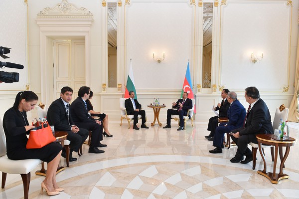 Prezident Rosen Plevneliev: Azərbaycan Bolqarıstan üçün öz baxışı, investisiya siyasəti ilə vacib ölkədir (FOTO)