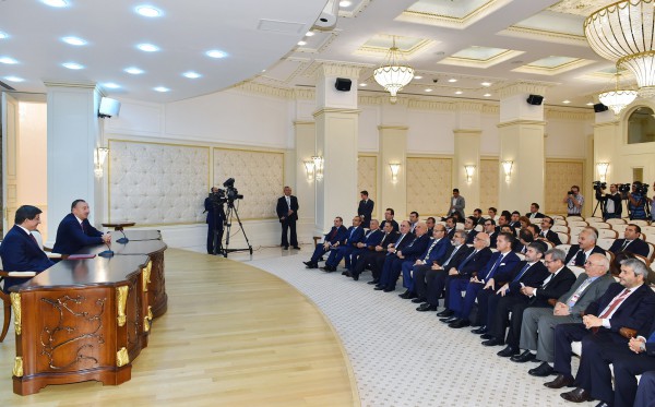 Президент Ильхам Алиев: Из-за неконструктивной позиции Армении нагорно-карабахский конфликт не находит своего решения (ФОТО)