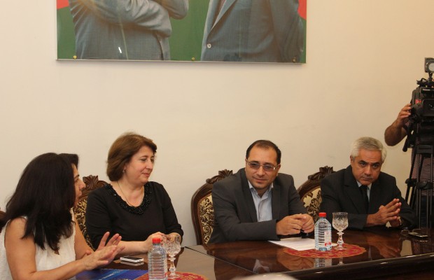 Назначен новый председатель Гянджинского филиала Союза писателей Азербайджана (ФОТО)