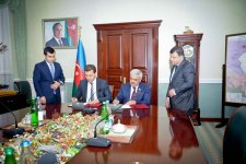 SOCAR signs two documents with Bulgaria’s gas companies