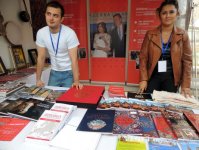 Деятельность Фонда Гейдара Алиева, направленная на знакомство французов с Азербайджаном, достойна одобрения (ФОТО)