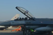Пилоты ВВС Азербайджана впервые осуществили полеты на истребителе F-16 (ФОТО)