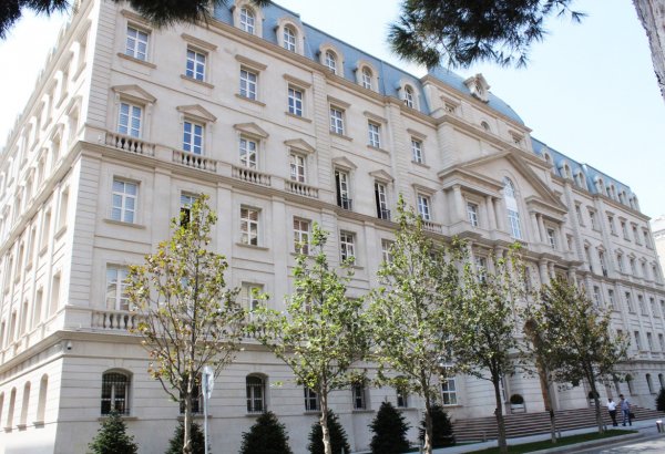 Минфин Азербайджана выставит на продажу облигации на 20 млн манатов