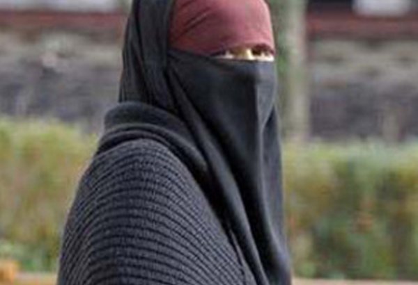 Hindistanda niqabı qadağan etmək təklif olunur