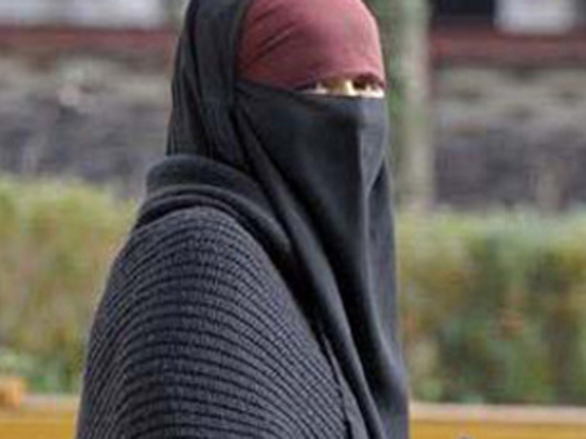 Hindistanda niqabı qadağan etmək təklif olunur