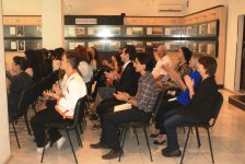В Баку состоялась встреча молодых художников (ФОТО)