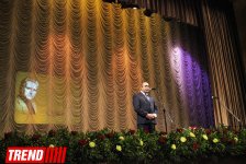 В Баку прошел вечер, посвященный 100-летию народного писателя Гылмана Илькина (ФОТО)