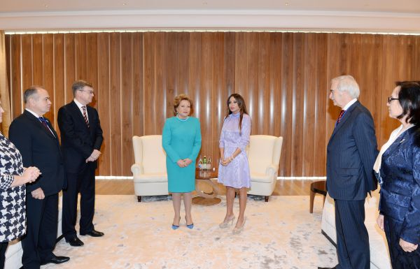 Первая леди Азербайджана Мехрибан Алиева удостоена высшей награды Межпарламентской ассамблеи стран СНГ (ФОТО)