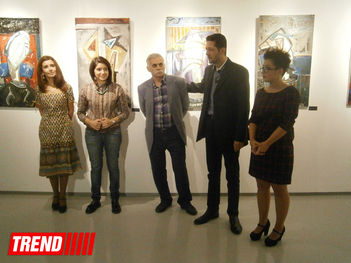 В Баку открылась выставка "#CHOISE" – принятие одного решения в условиях множественности альтернатив (ФОТО)