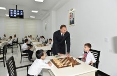 Prezident İlham Əliyev Xırdalanda şahmat məktəbinin açılışında iştirak edib (FOTO)