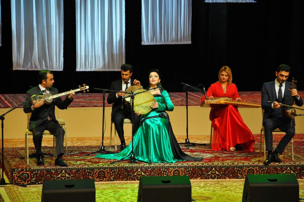 Во Дворце Гейдара Алиева состоялся концерт "На крыльях мугама" (ФОТО)