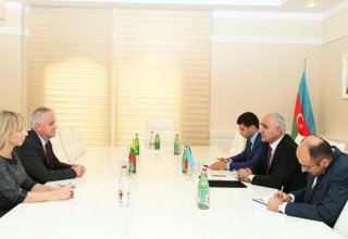Азербайджан и Литва обсудили перспективы сотрудничества в сфере ИКТ, фармацевтики и сельского хозяйства