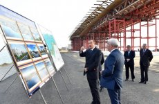 Президент Азербайджана ознакомился с ходом строительства нового моста на остров Пираллахи  (ФОТО)