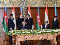Азербайджан и Таджикистан подписали ряд документов (ФОТО)