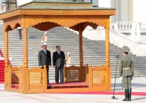 Azerbaijani president officially welcomed in Tajikistan