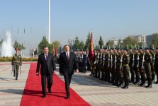 Azerbaijani president officially welcomed in Tajikistan