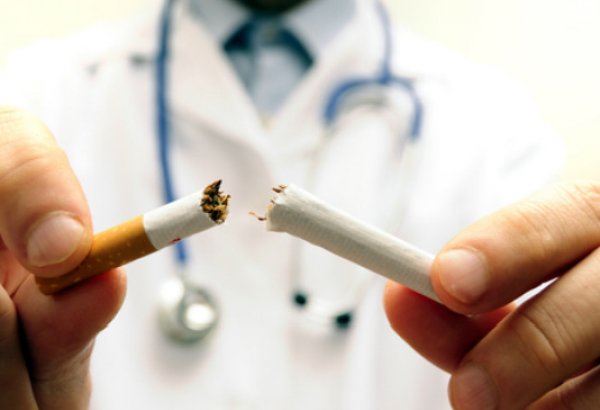 В поликлиниках Азербайджана предлагается создать кабинеты по отказу от табакокурения