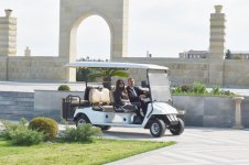 Президент Ильхам Алиев и его супруга побывали в Парке Гейдара Алиева в Гяндже (ФОТО)