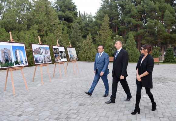 Президент Азербайджана и его супруга посетили город Нафталан (ФОТО)
