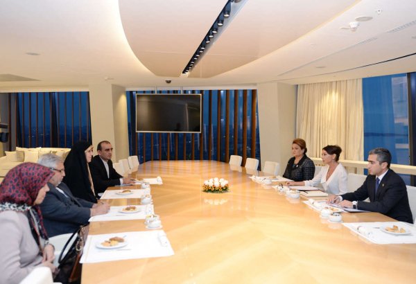 Azerbaijan`s first lady meets Iranian Vice-President for Women and Family Affairs (PHOTO)