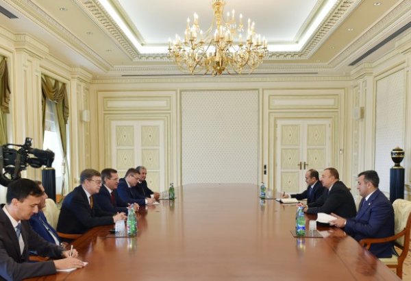 Президент Азербайджана принял делегацию во главе с губернатором  Астраханской области РФ