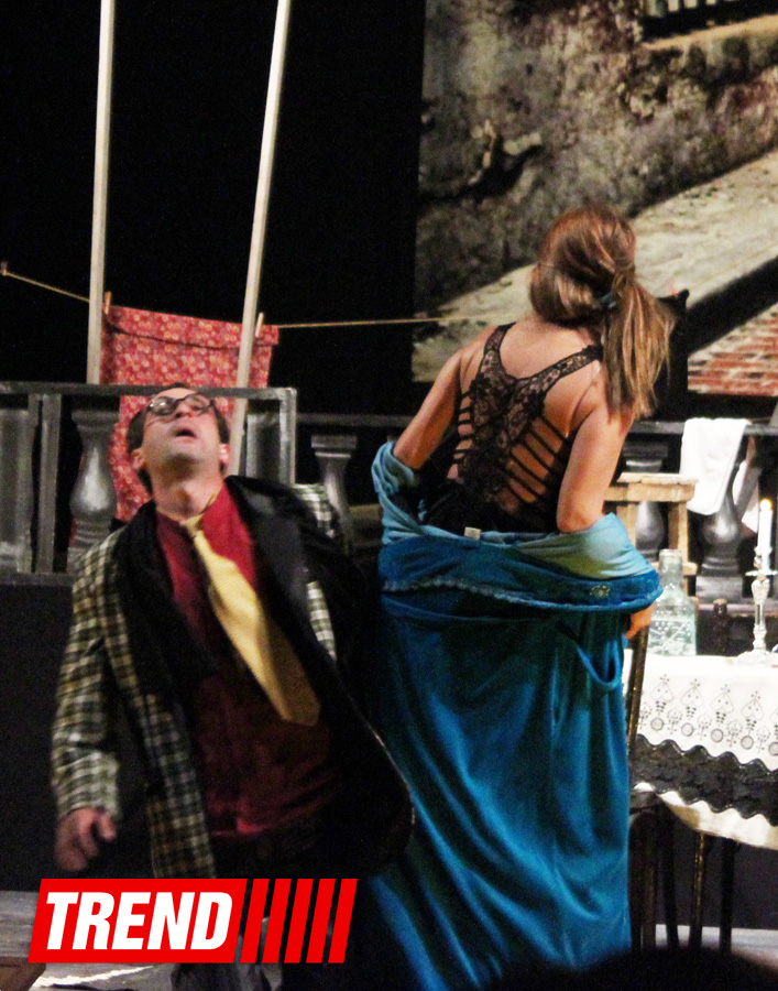 В Аздраме состоялась премьера спектакля "Цилиндр" – любовь возле трупа мужа, или неожиданный поворот… (ФОТО)