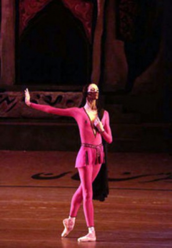 В Большом театре состоялась грандиозная премьера балета Арифа Меликова "Легенда о любви" (ФОТО) - Gallery Image