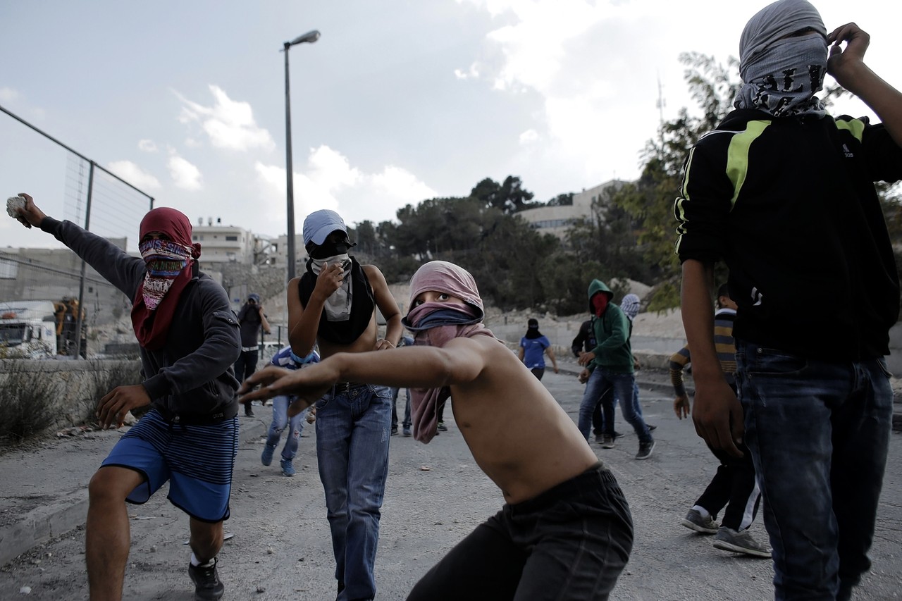 В Иерусалиме проходят столкновения между палестинцами и израильской полицией