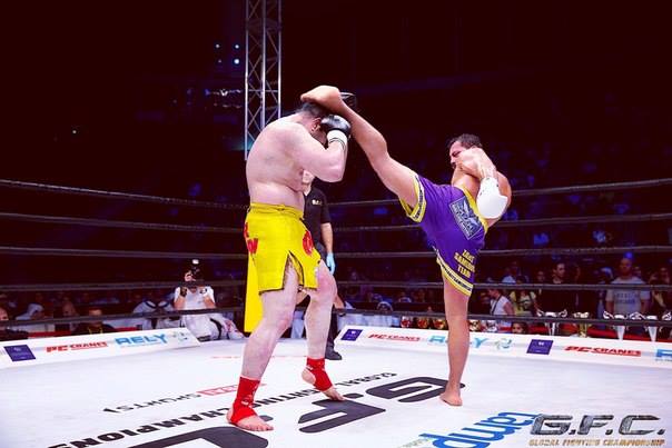 Известный азербайджанский мастер кикбоксинга проведет следующий бой в США (ФОТО)