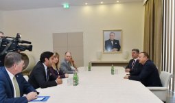 Президент Азербайджана принял представителей международных организаций