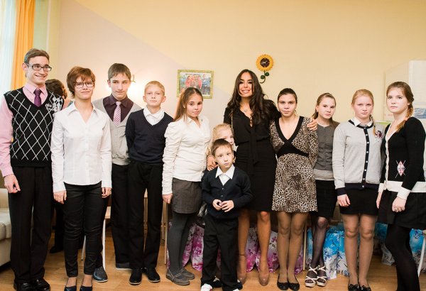 Vice-President of Heydar Aliyev Foundation visits orphanages in Saint Petersburg (PHOTO)