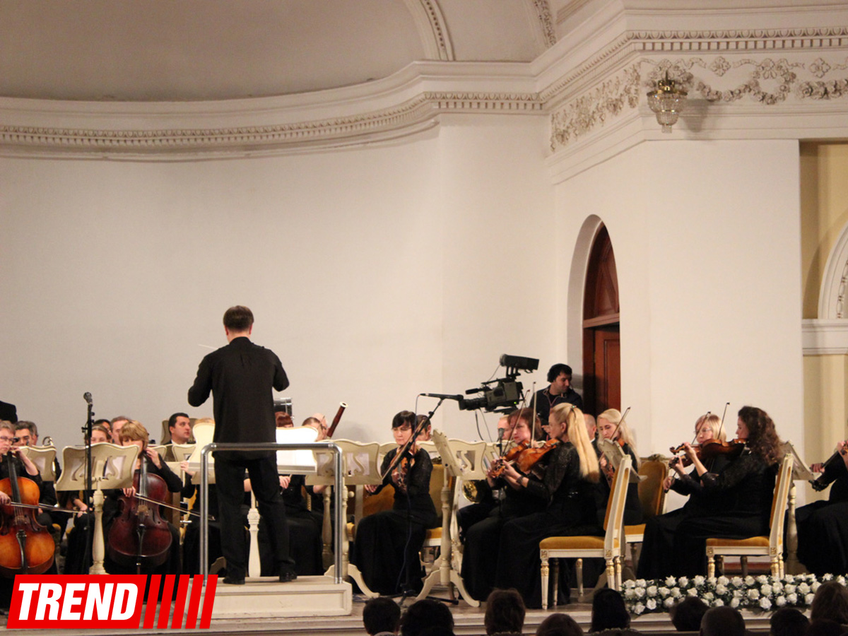 Симфонический оркестр имени Узеира Гаджибейли выступит под управлением Фуада Ибрагимова