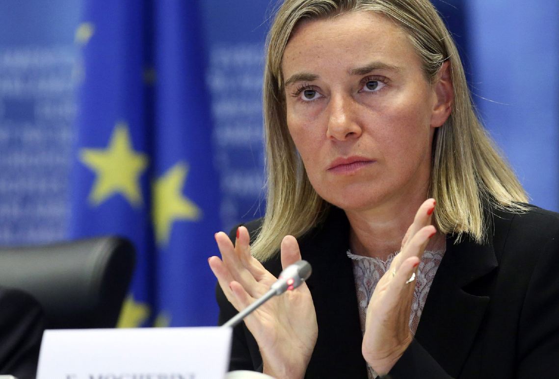 Могерини сообщила, что ЕС внимательно следит за развитием ситуации в Кашмире