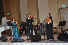 В Баку прошел вечер классической музыки Ойи Эргюн  и Энгина Аталая (ФОТО)
