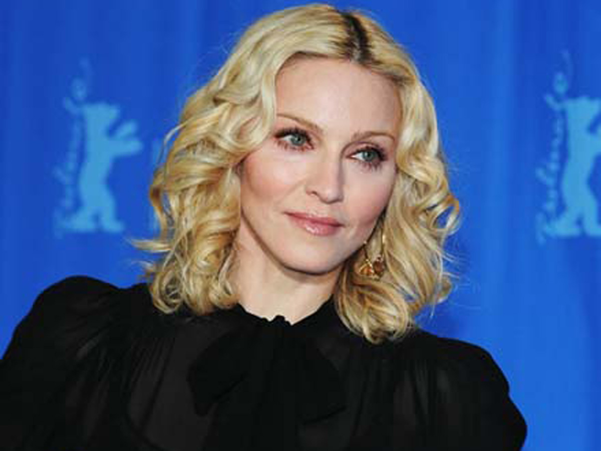Мадонна получила награду "Женщина года"
