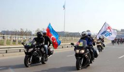 Bakıda "Bayrağımız - qürur mənbəyimizdir!" devizi altında veloyürüş keçirilib (FOTO)