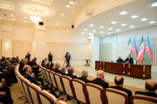 Azerbaijani, Iranian presidents hold one-on-one meeting (PHOTO)
