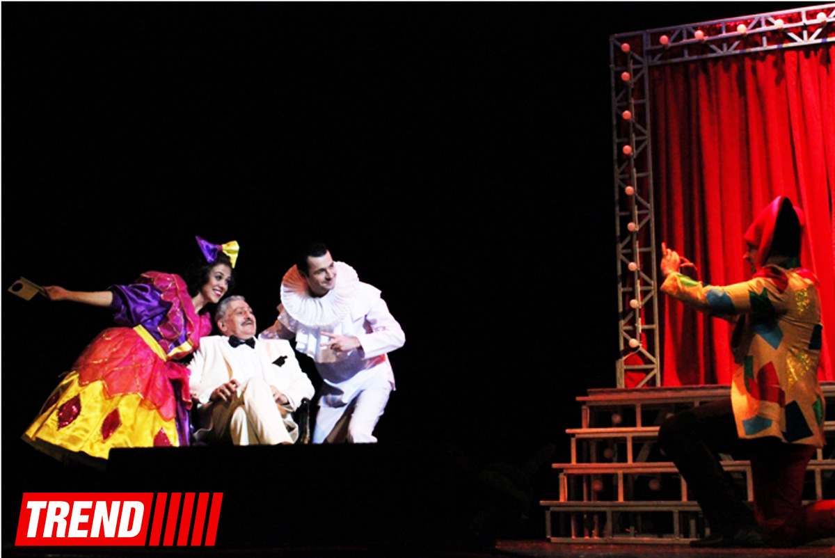 Триумф АРТИСТА! Юбилей Гаджимурада Ягизарова в премьере спектакля "Артист и его тень" (ФОТО)