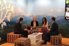 Vice-President of Heydar Aliyev Foundation addresses IUCN World Parks Congress (PHOTO)