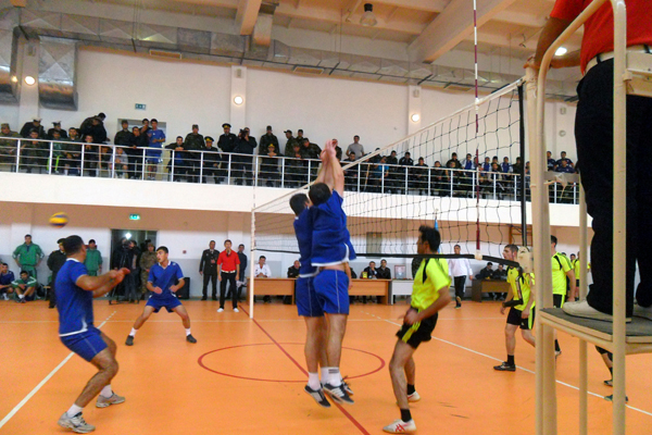 В Баку стартовали соревнования по волейболу