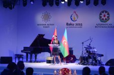 Azerbaijani first lady attends Baku 2015 European Games ceremony in Istanbul (PHOTO)