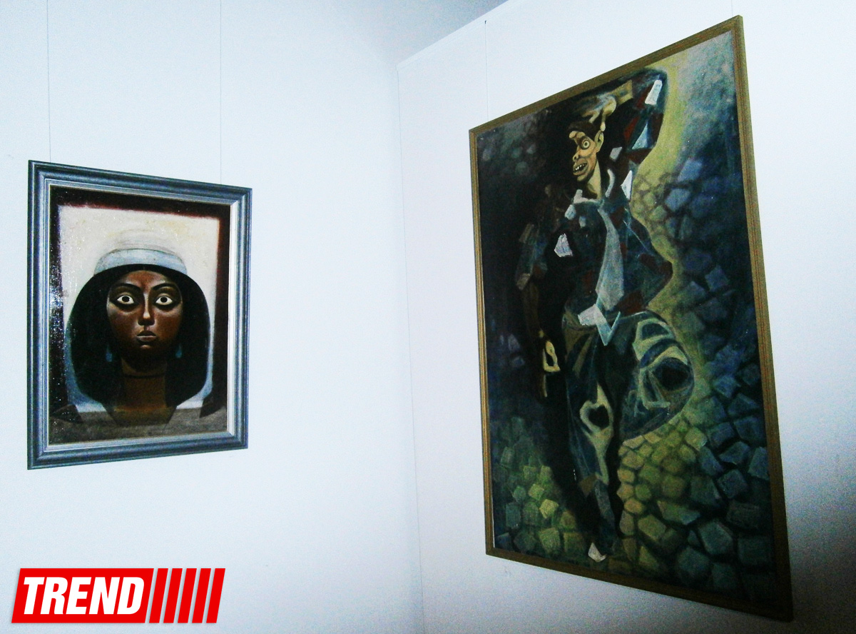 В Баку открылась выставка Надира Байрышова "Беспокойный мир" (ФОТО)