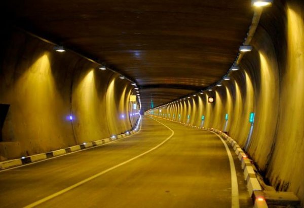 Çində dünyada ən yüksək dağ tuneli tikildi