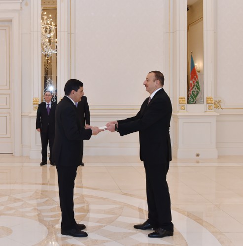 Azerbaijani president receives Spanish, Maltese ambassadors’ credentials