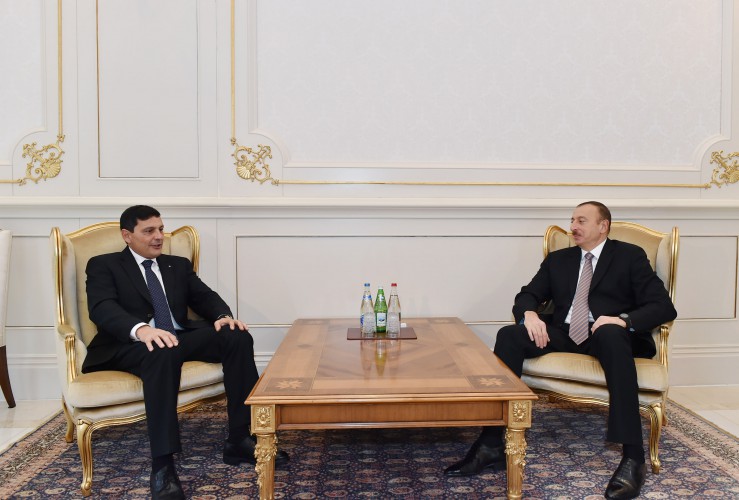 Президент Азербайджана принял верительные грамоты послов Мальты и Испании (версия 2) (ФОТО)